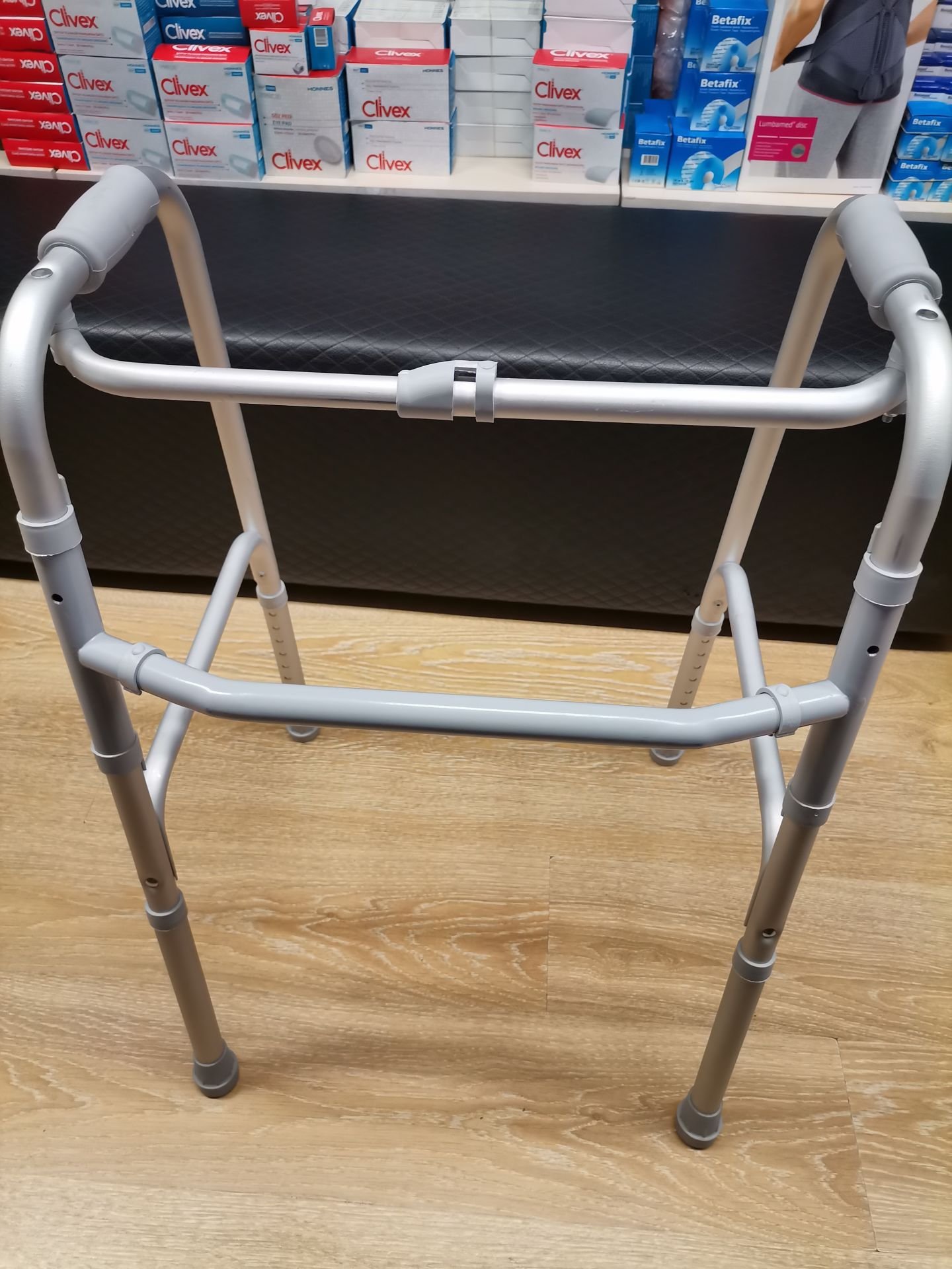 Orthocare Yürüteç Walker Act Katlanır Hareketli ve Sabit Ayarlı