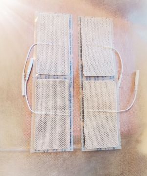 Everway 5x10 cm Kablolu Soketli 4'lü Tens Elektrod Pedi