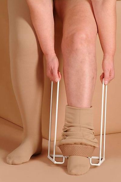 Varis Çorabı Giydirme Aleti